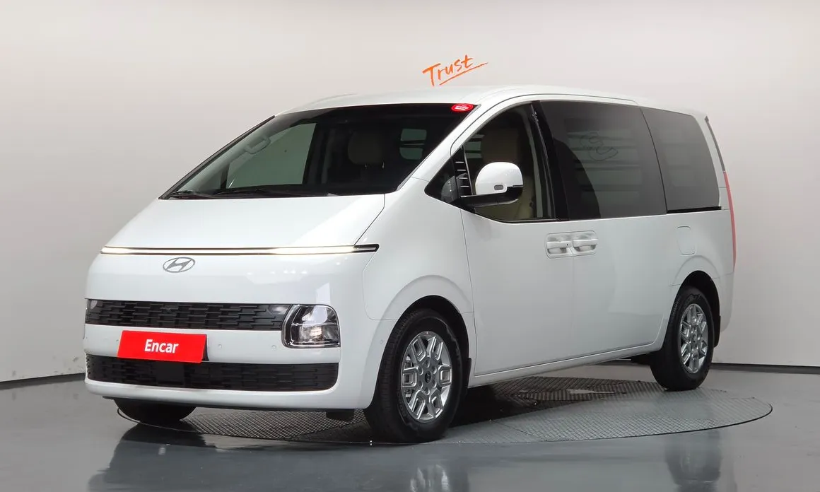 Hyundai Staria