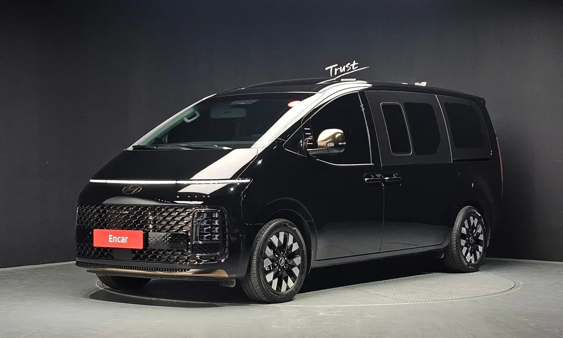 Hyundai Staria