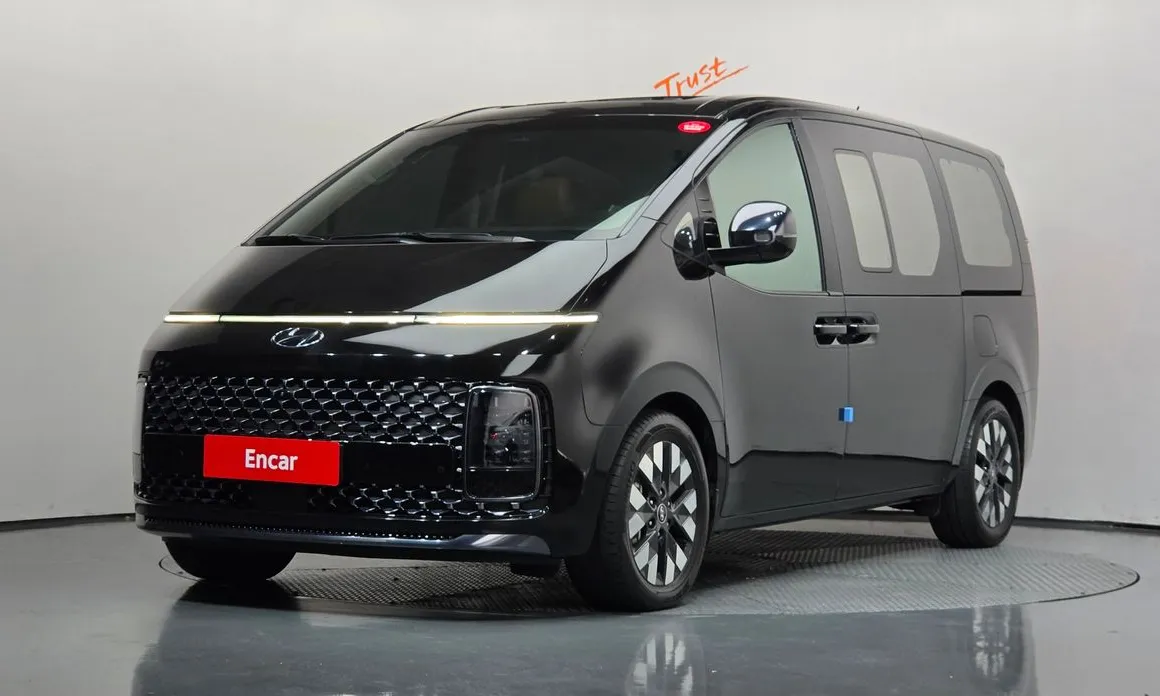 Hyundai Staria