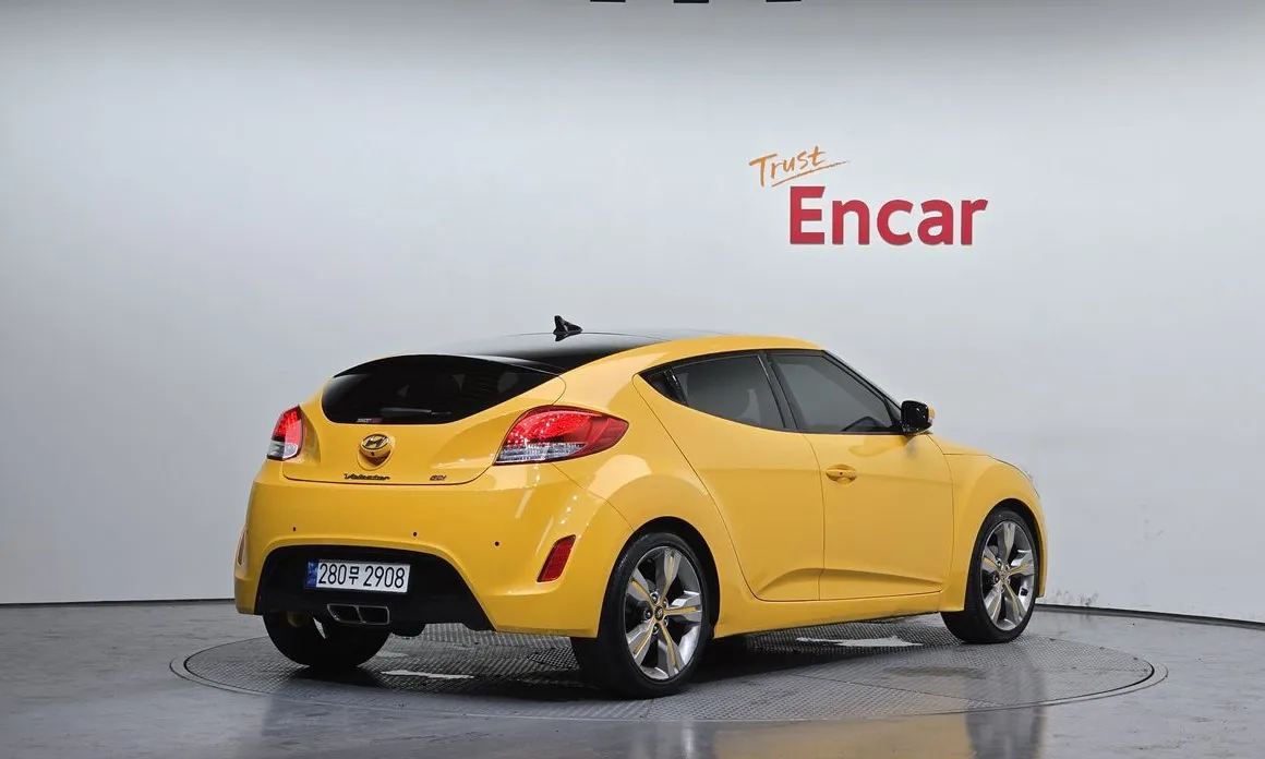 Hyundai Veloster
