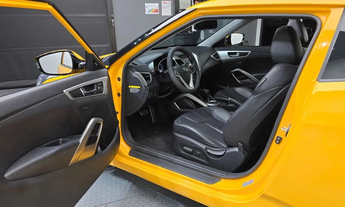 Hyundai Veloster
