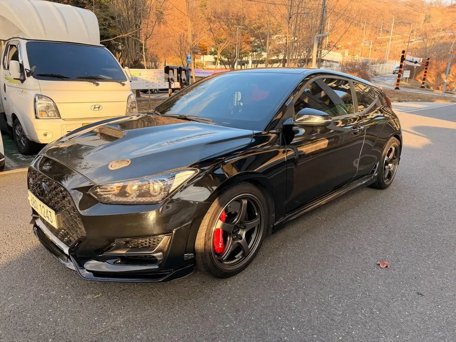 Hyundai Veloster