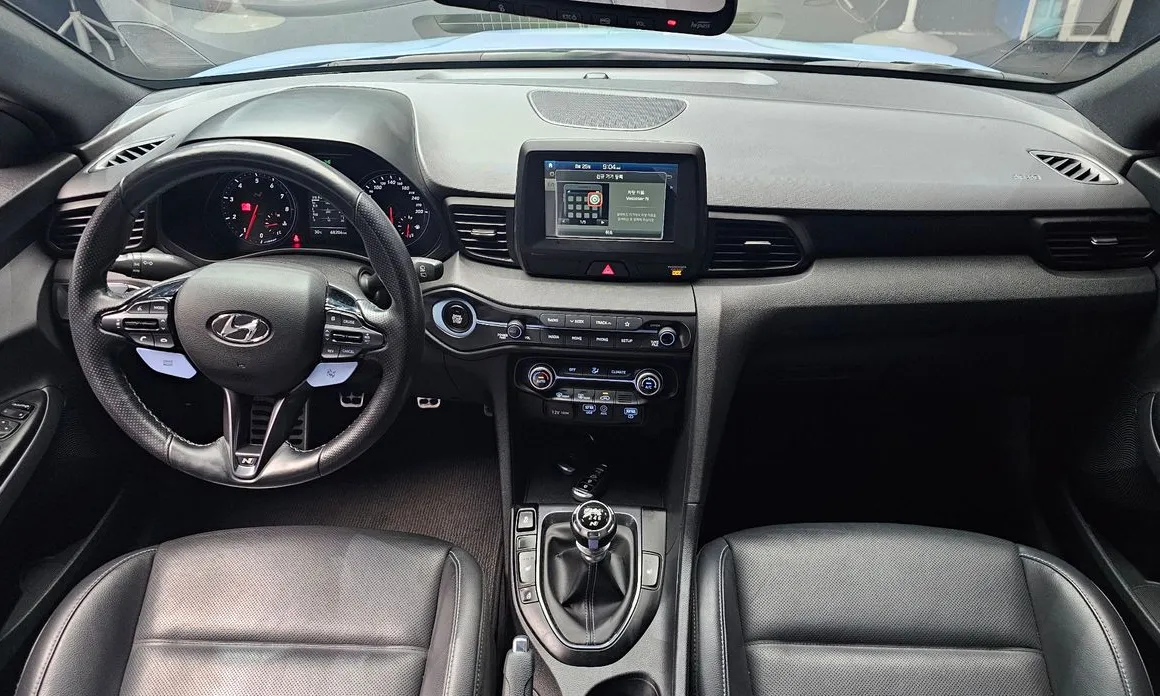 Hyundai Veloster