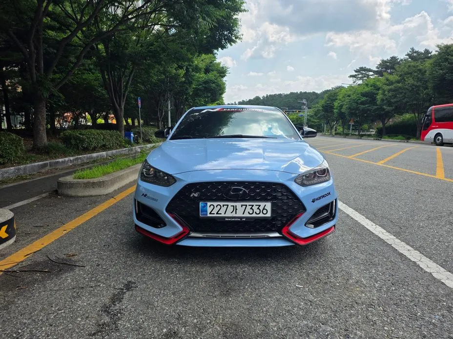 Hyundai Veloster