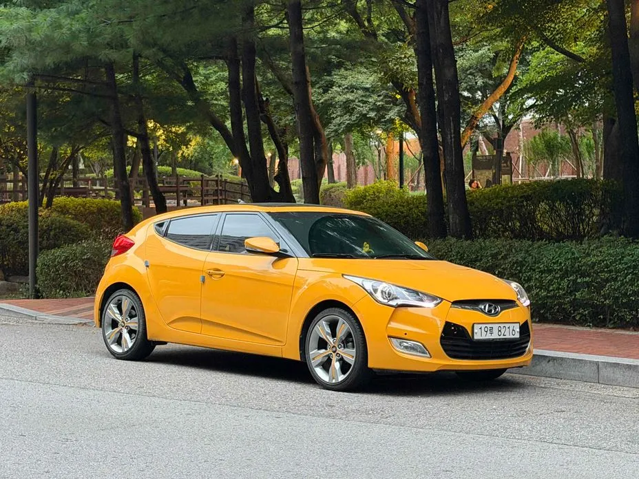Hyundai Veloster
