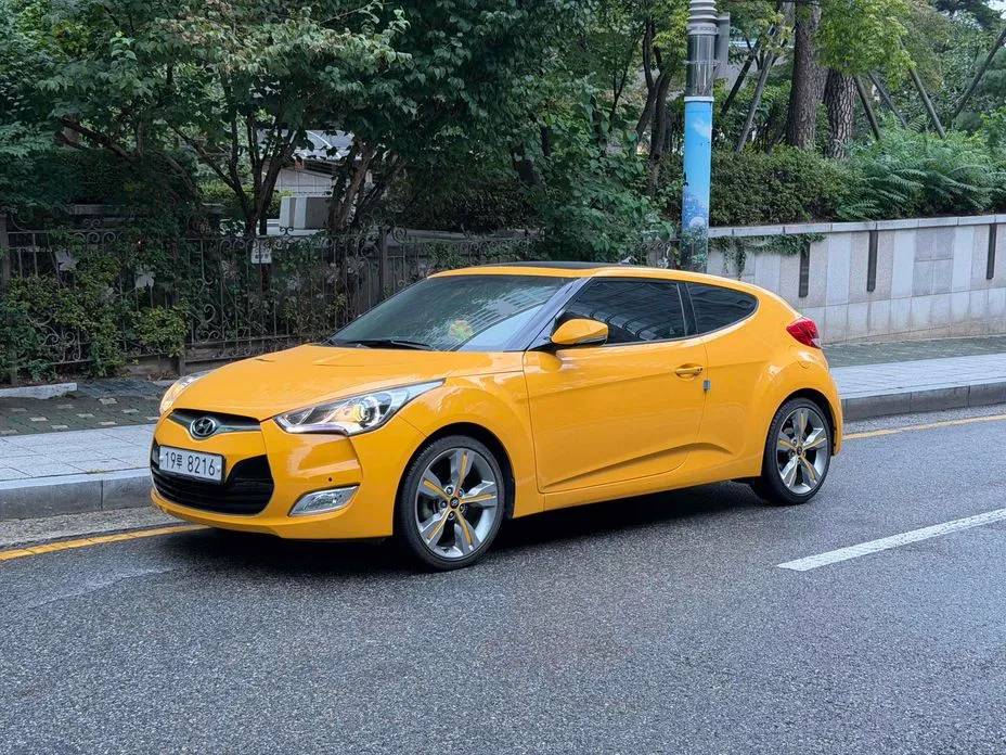 Hyundai Veloster