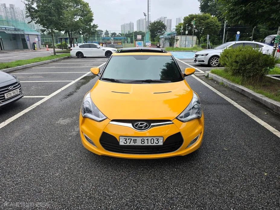 Hyundai Veloster