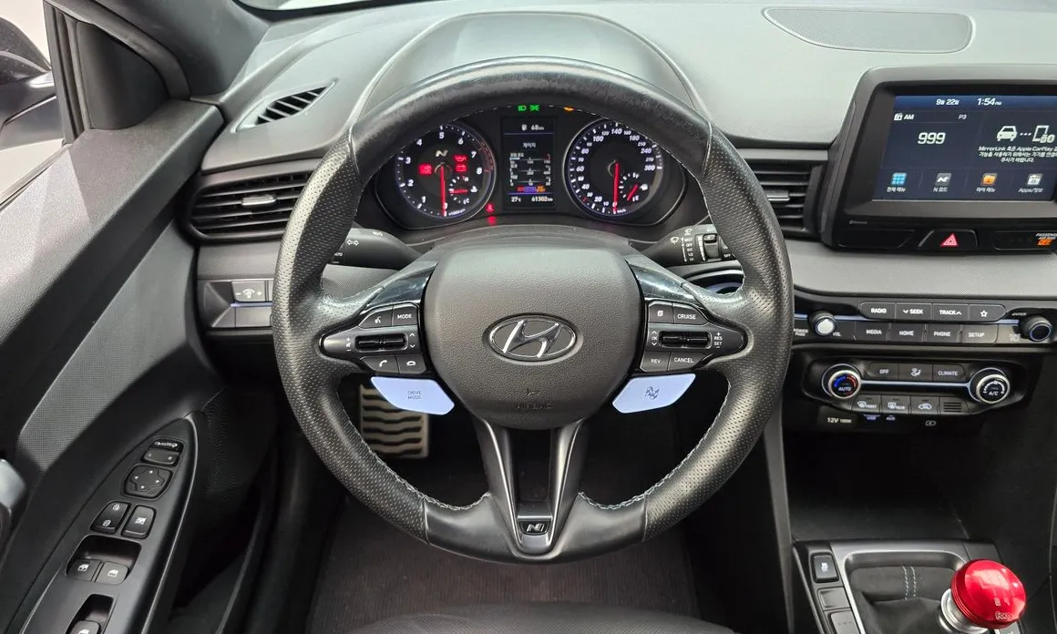 Hyundai Veloster