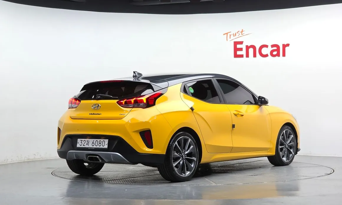 Hyundai Veloster