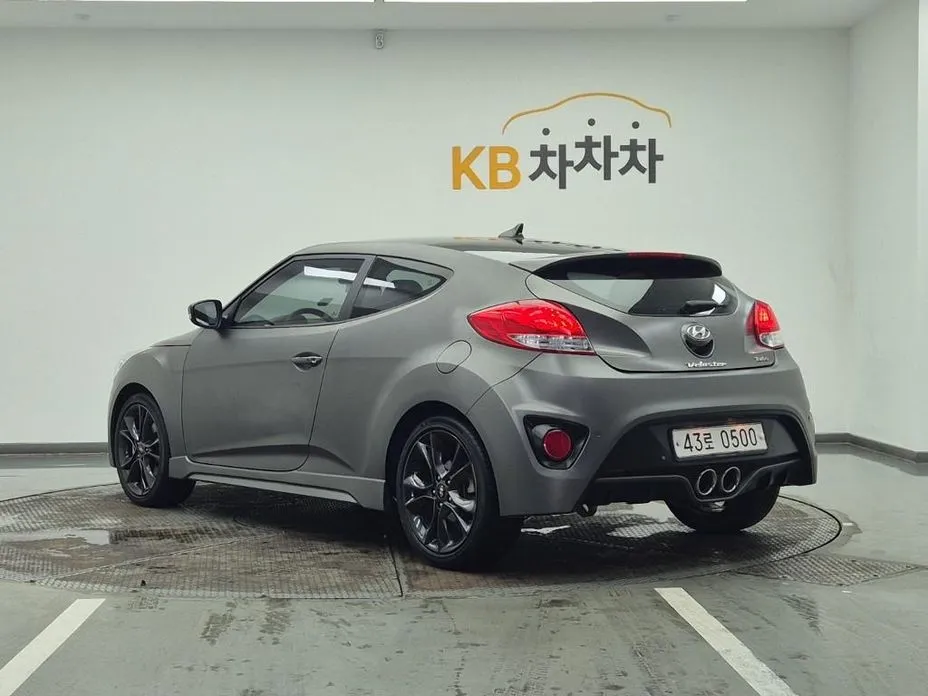 Hyundai Veloster