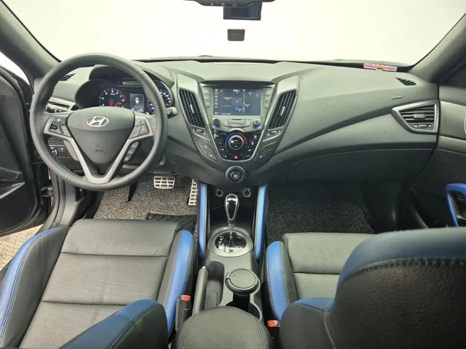 Hyundai Veloster