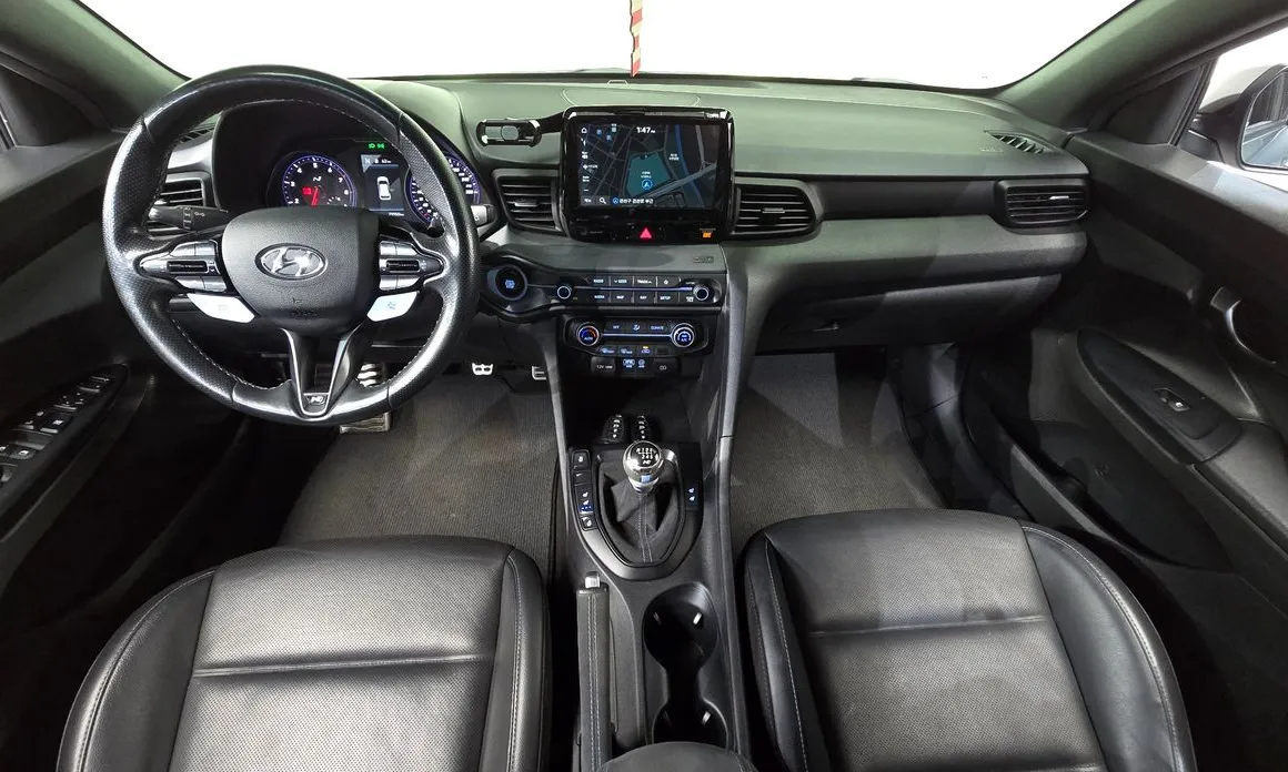Hyundai Veloster