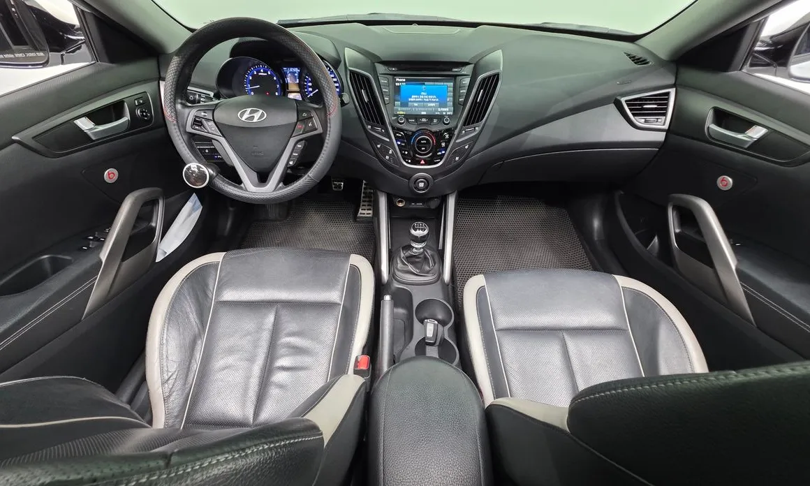 Hyundai Veloster