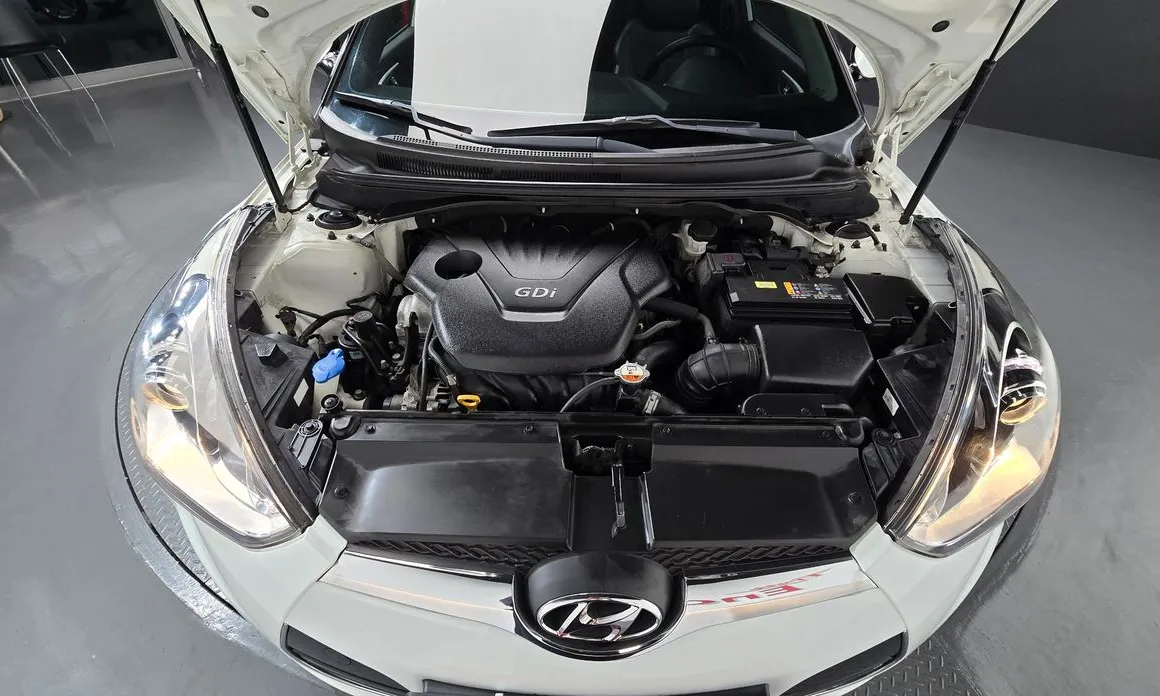 Hyundai Veloster