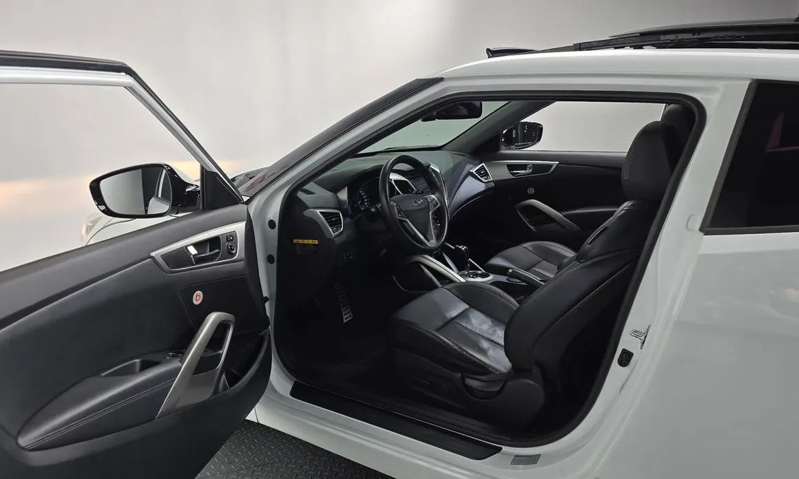 Hyundai Veloster