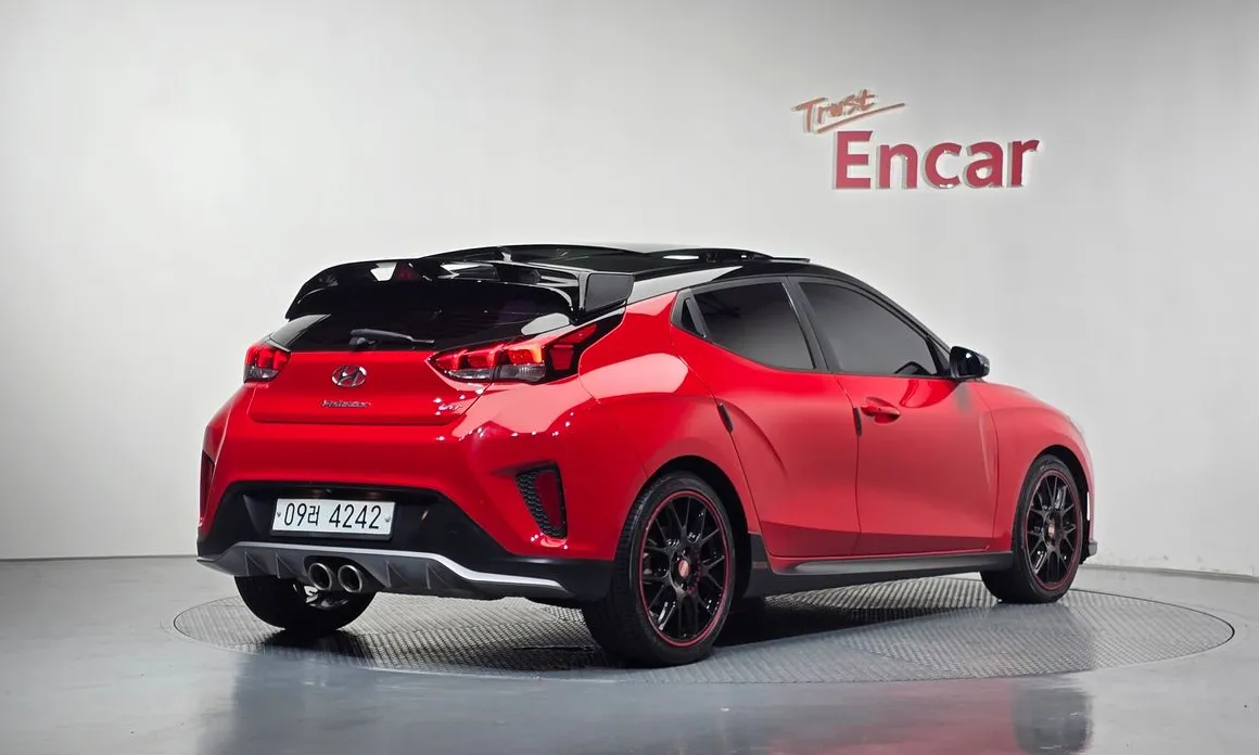 Hyundai Veloster