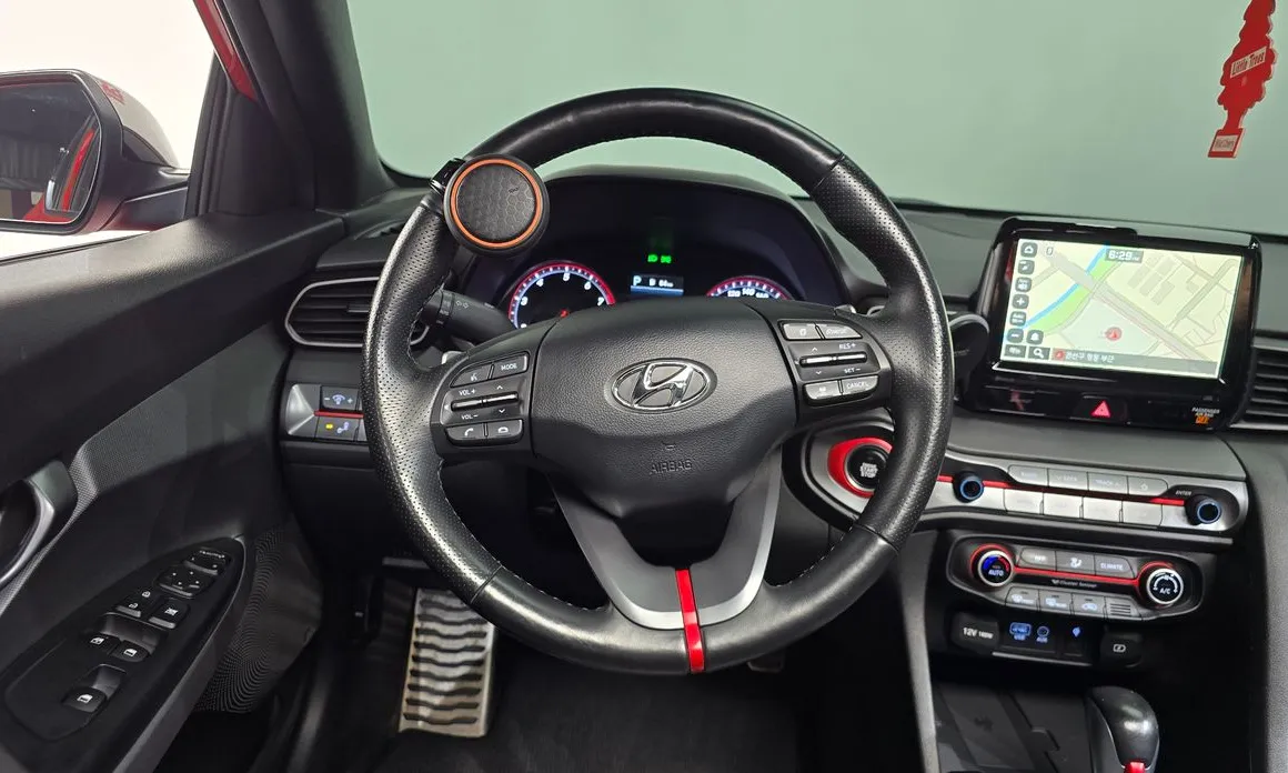 Hyundai Veloster