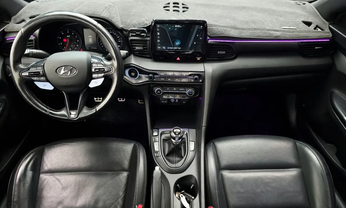 Hyundai Veloster