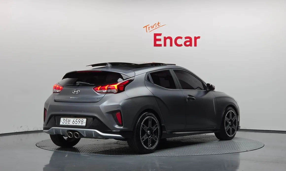 Hyundai Veloster
