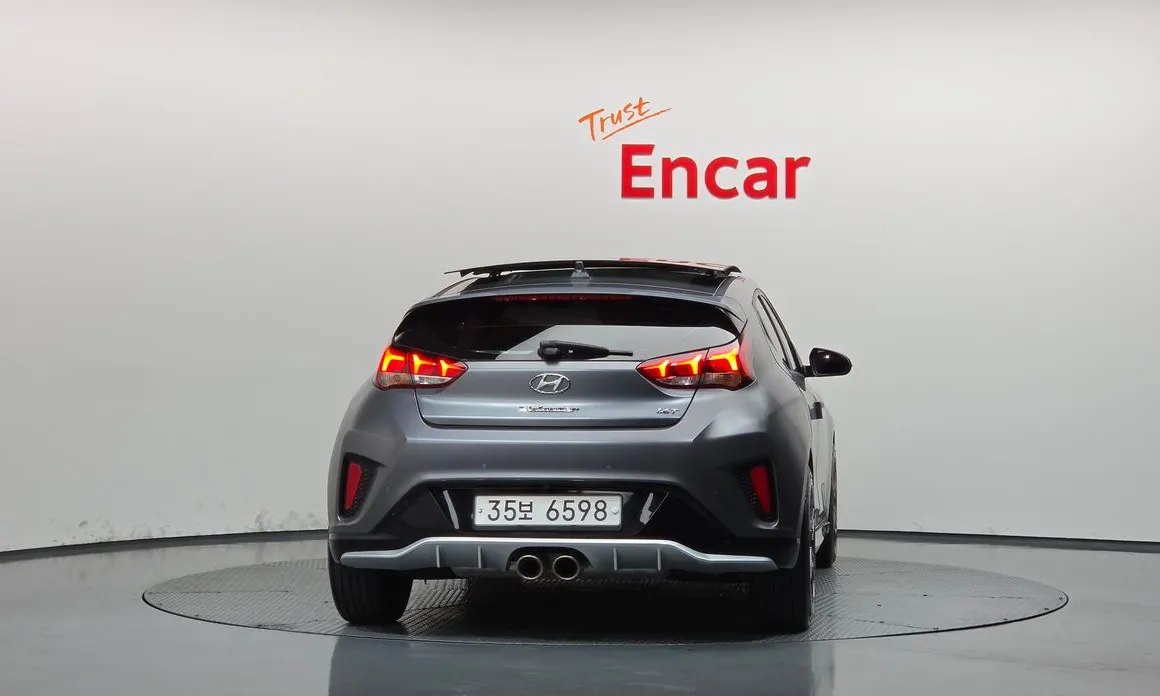 Hyundai Veloster