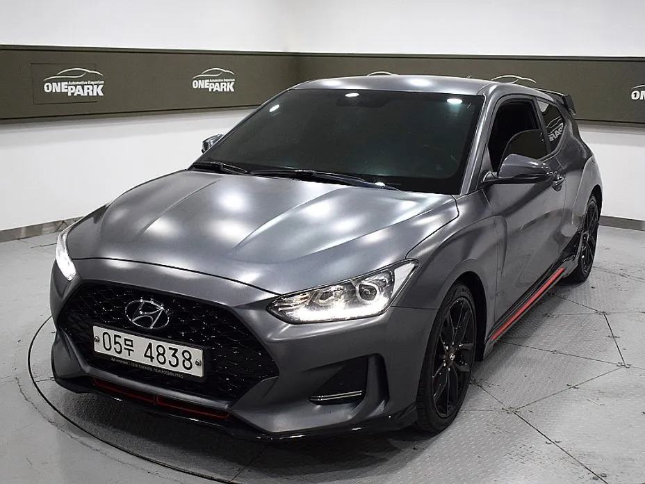 Hyundai Veloster