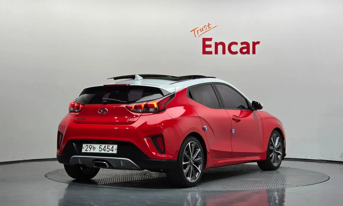 Hyundai Veloster