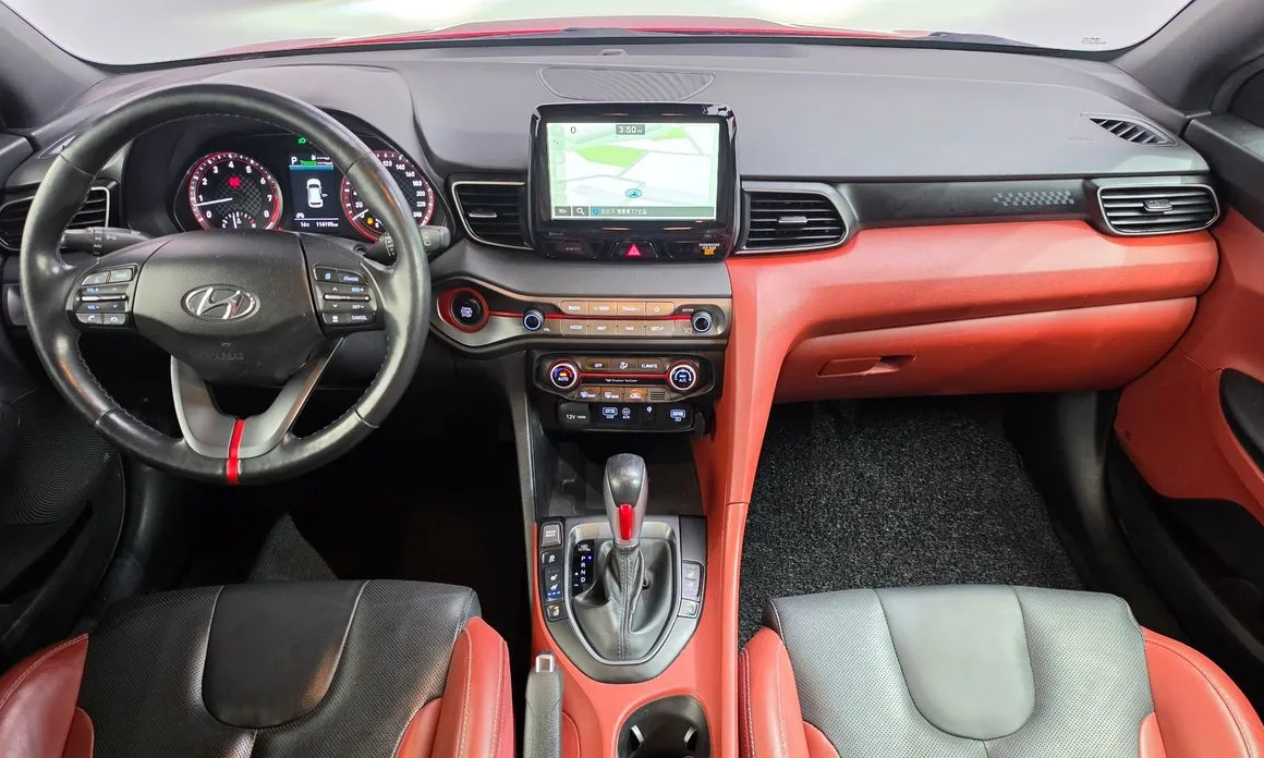 Hyundai Veloster