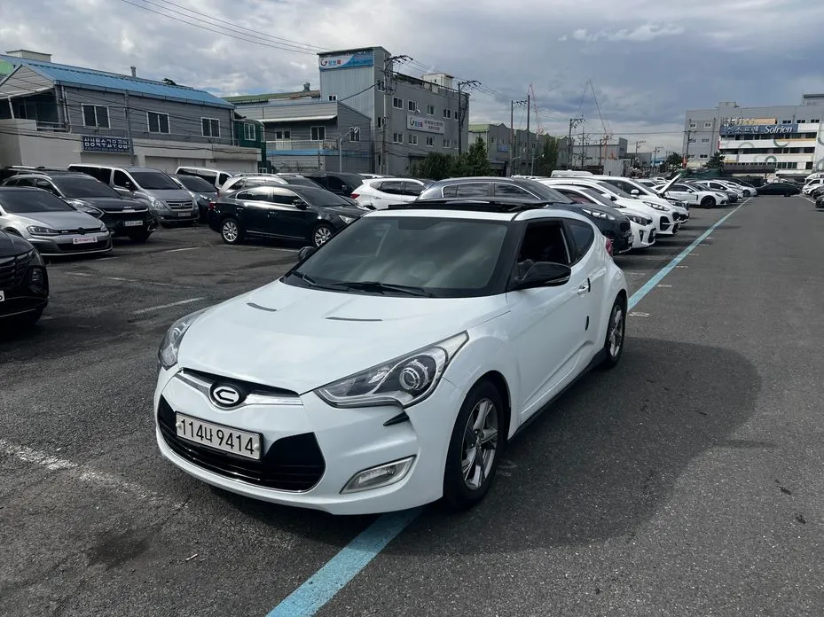 Hyundai Veloster
