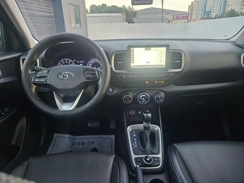 Hyundai Venue