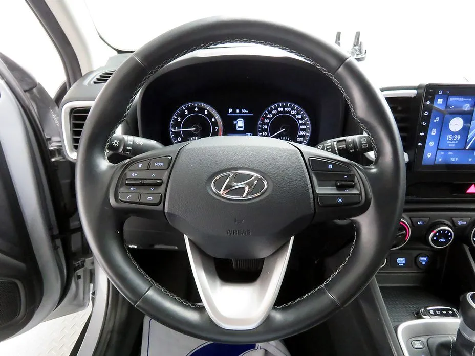 Hyundai Venue