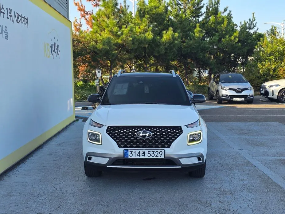 Hyundai Venue