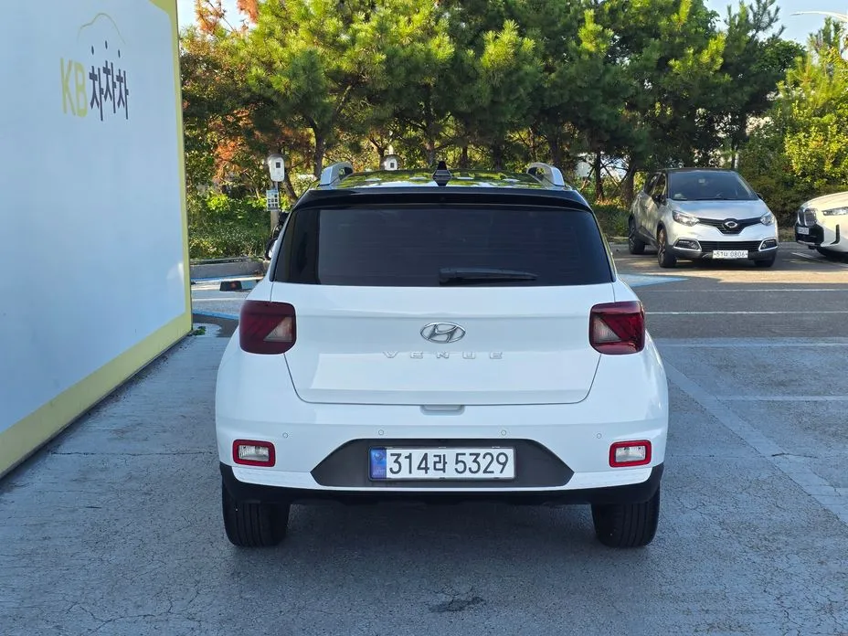 Hyundai Venue