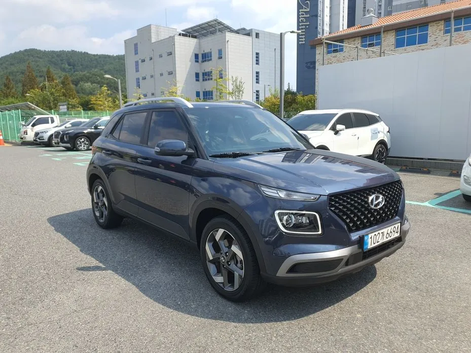Hyundai Venue