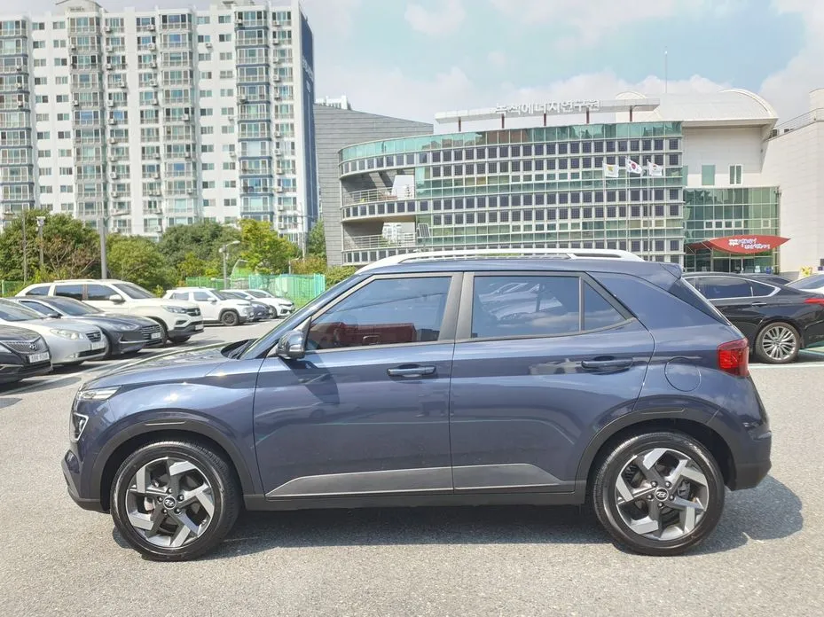Hyundai Venue