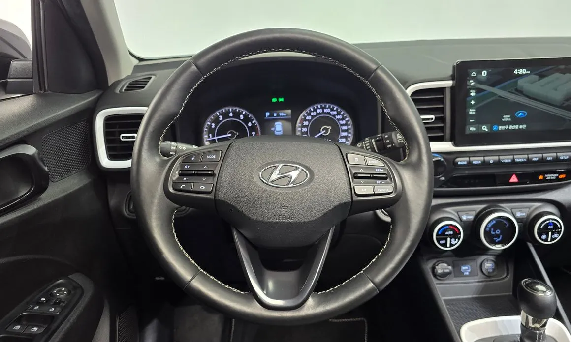 Hyundai Venue