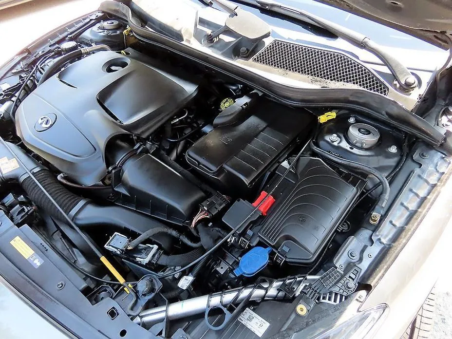 Infiniti Q30