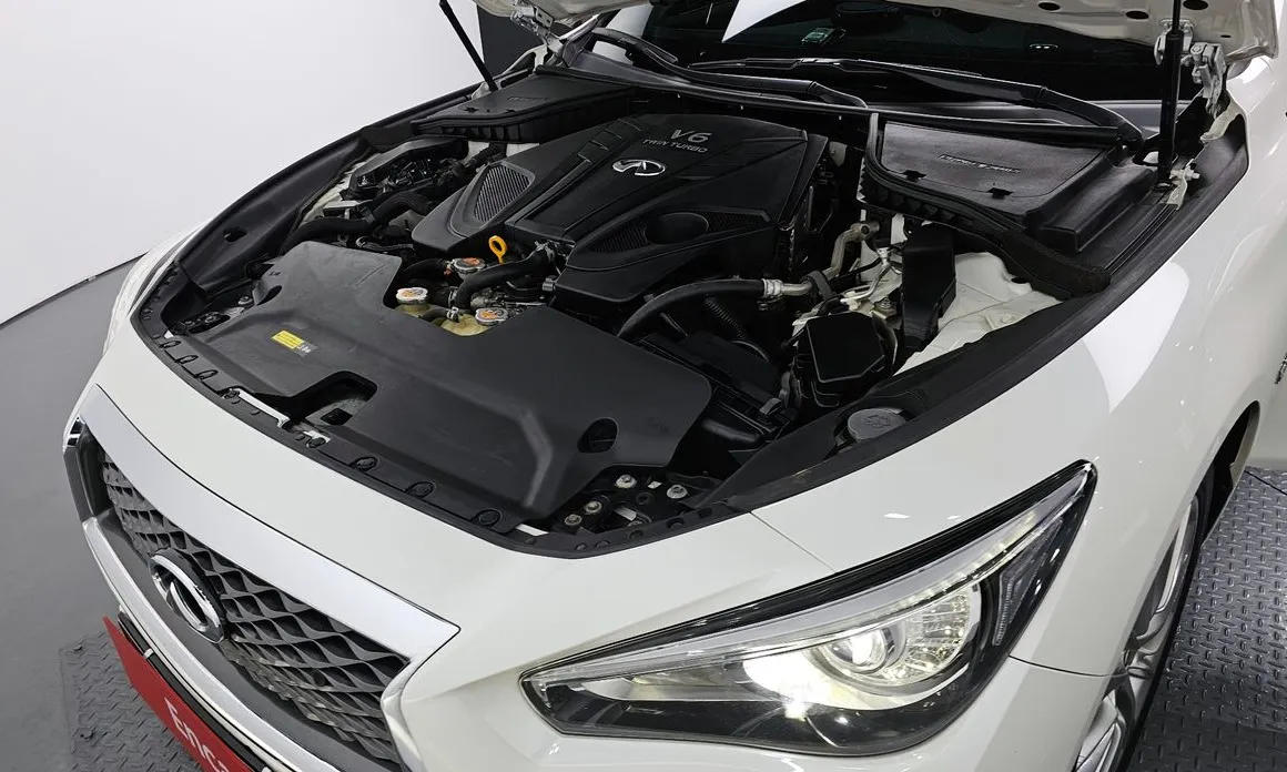 Infiniti Q50