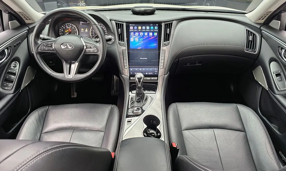 Infiniti Q50