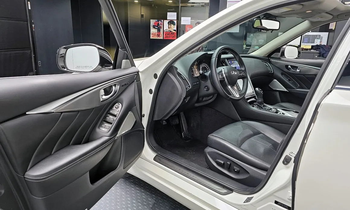 Infiniti Q50