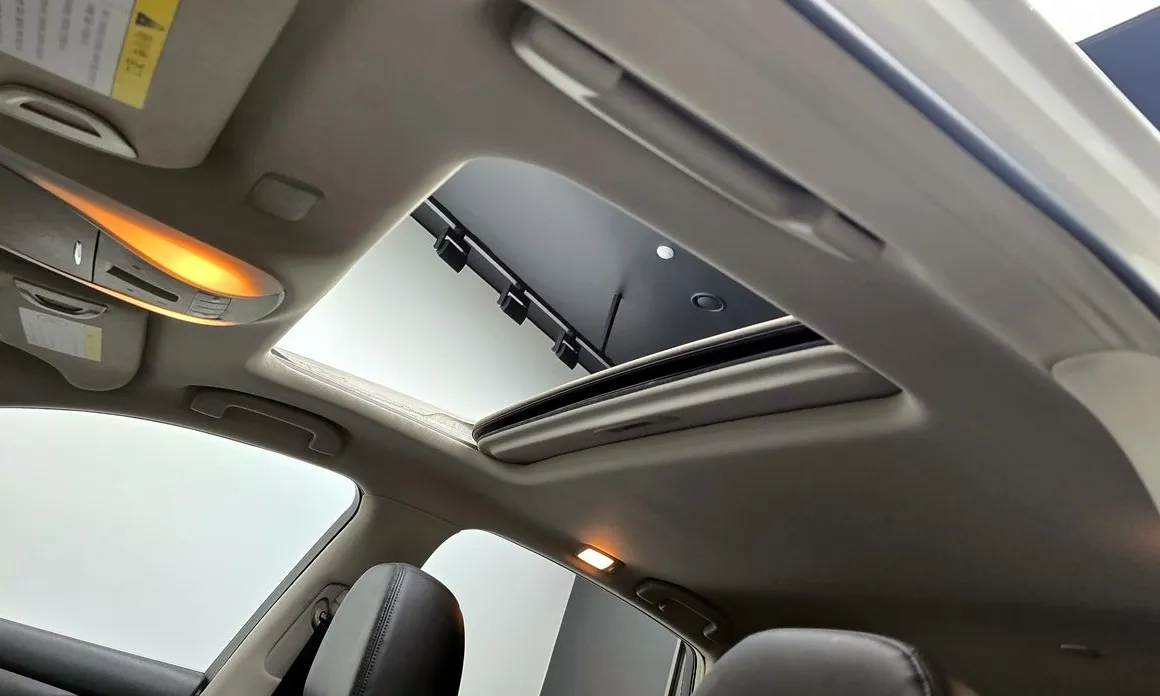 Infiniti Q70