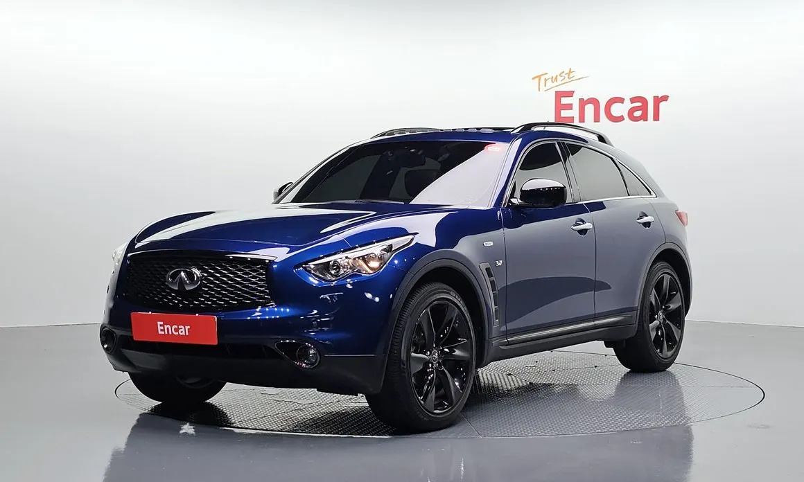 Infiniti QX70