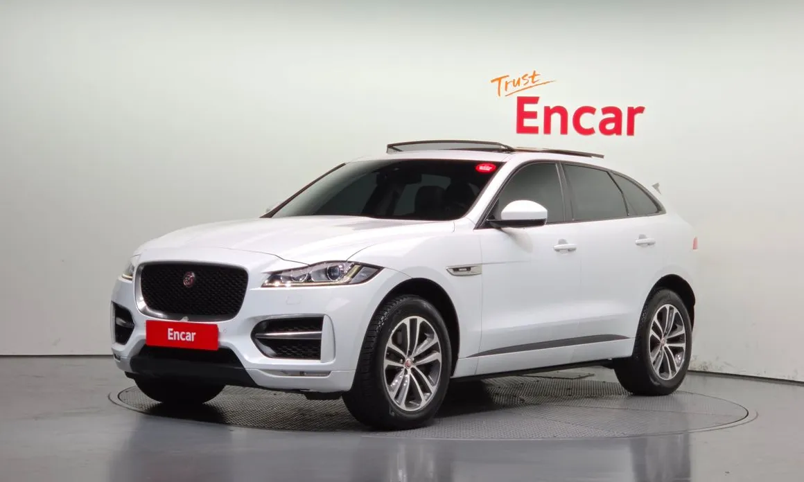 Jaguar F-PACE