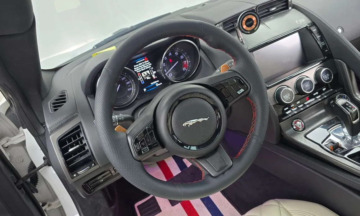 Jaguar F-TYPE