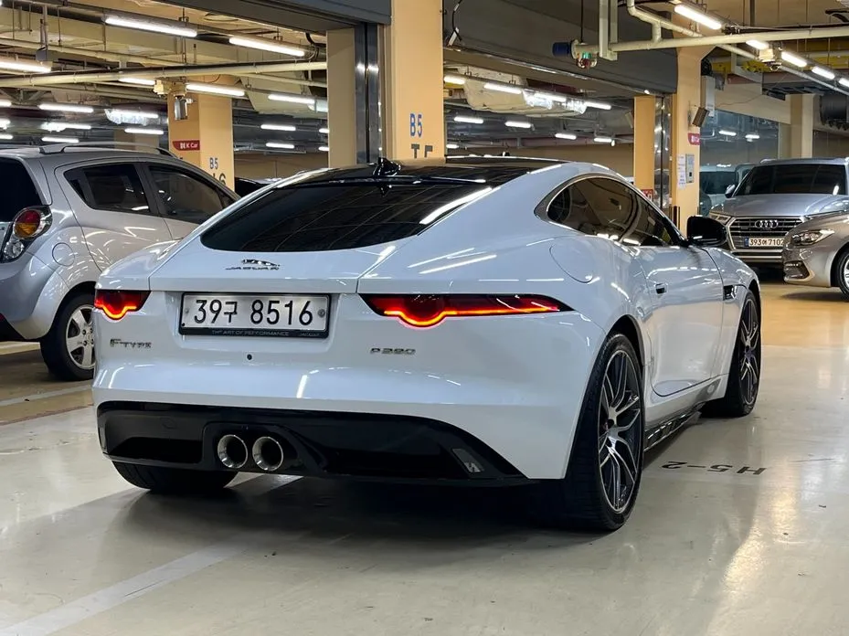 Jaguar F-TYPE