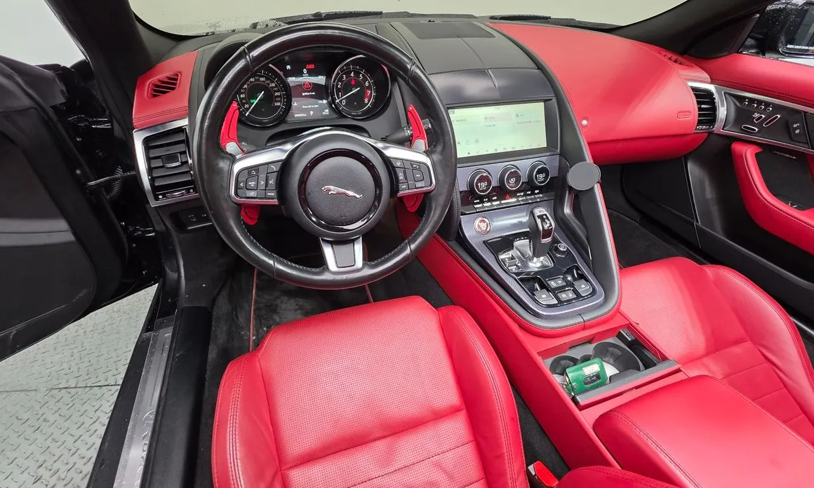 Jaguar F-TYPE