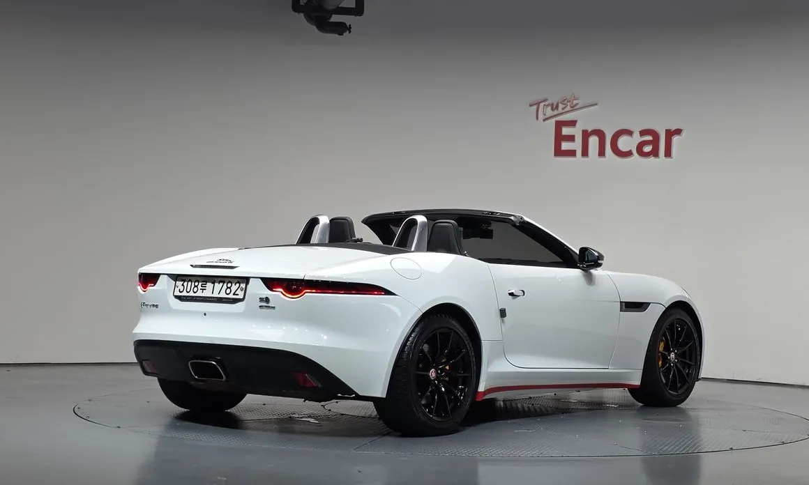 Jaguar F-TYPE
