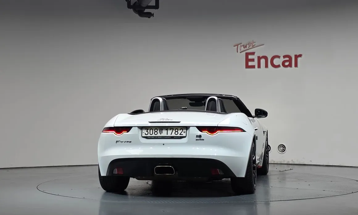 Jaguar F-TYPE