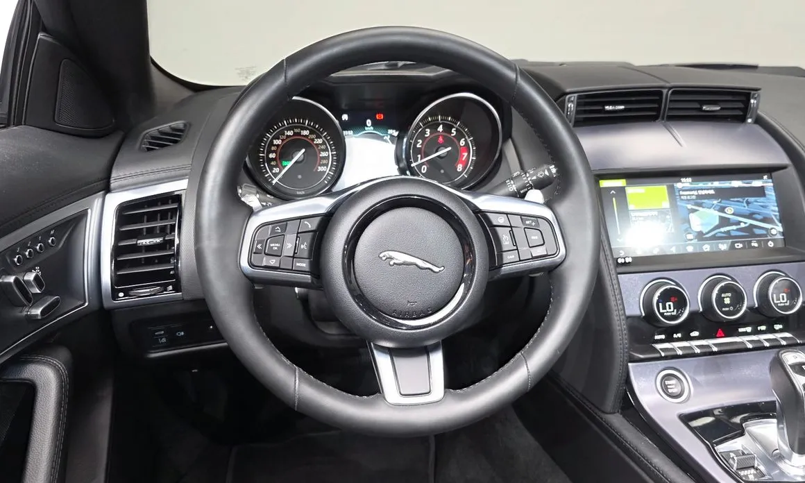 Jaguar F-TYPE