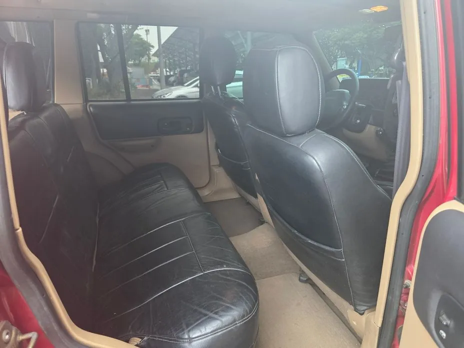 Jeep Cherokee