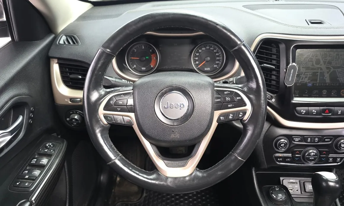 Jeep Cherokee